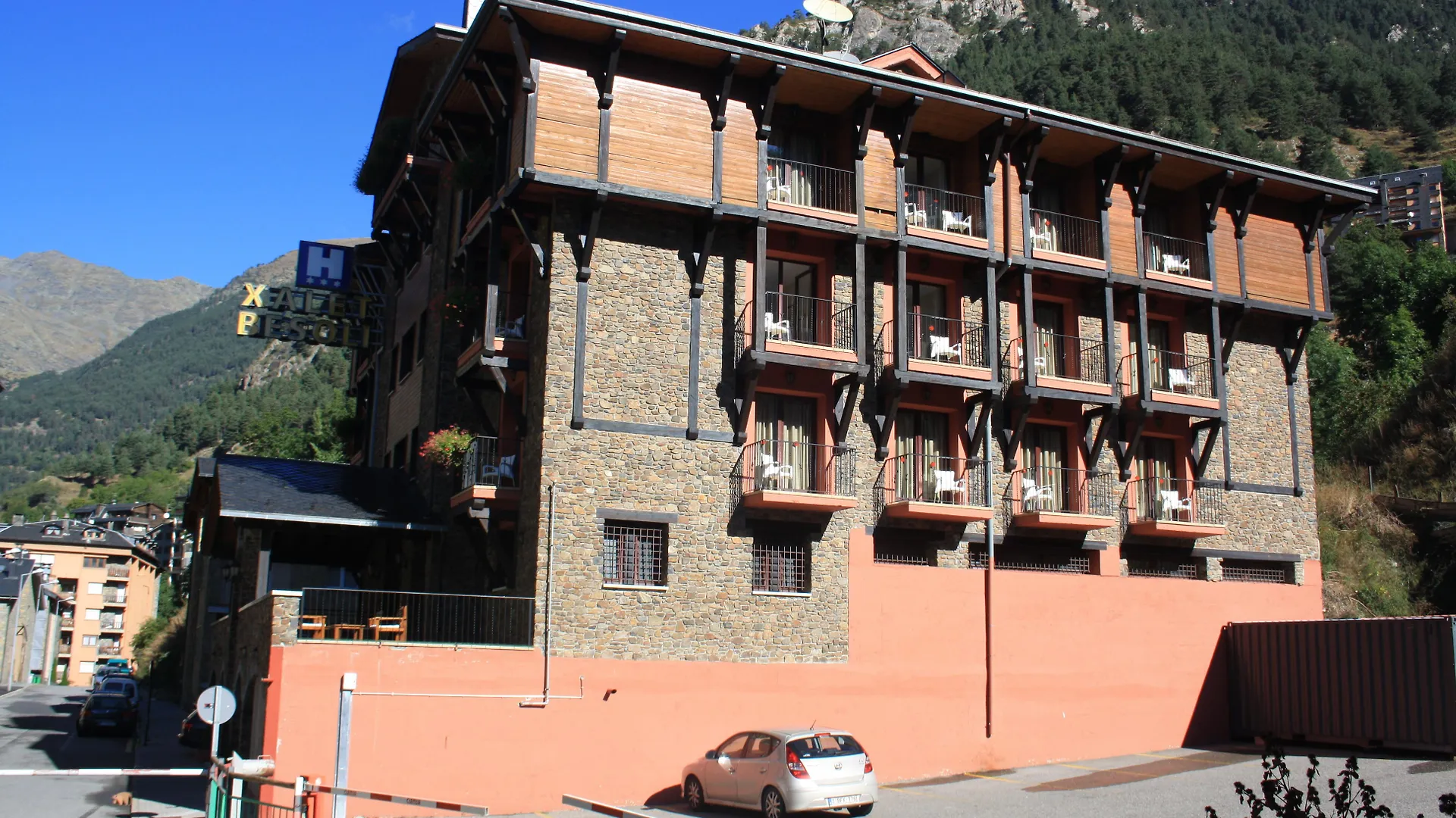 Xalet Besoli Hotel Arinsal